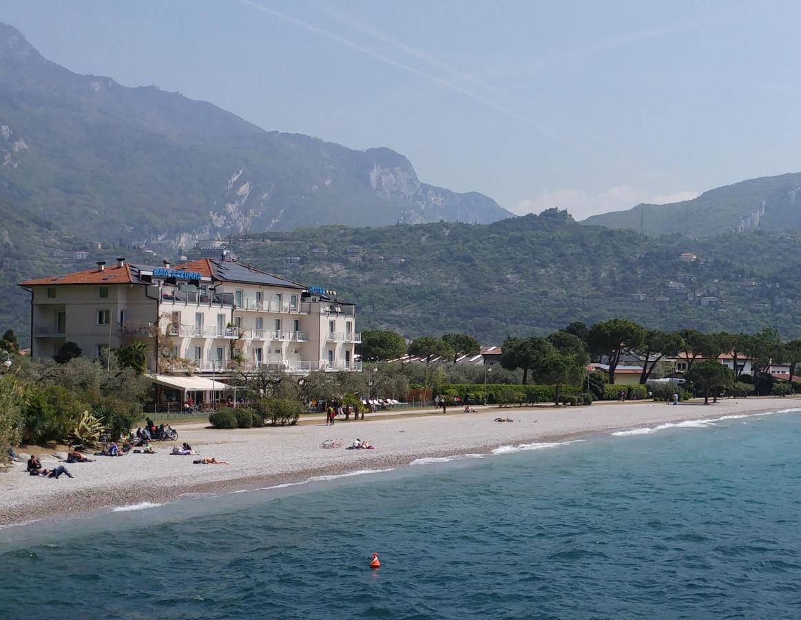 Hotel Baia Azzurra - Lake Front Torbole Sul Garda Exterior foto